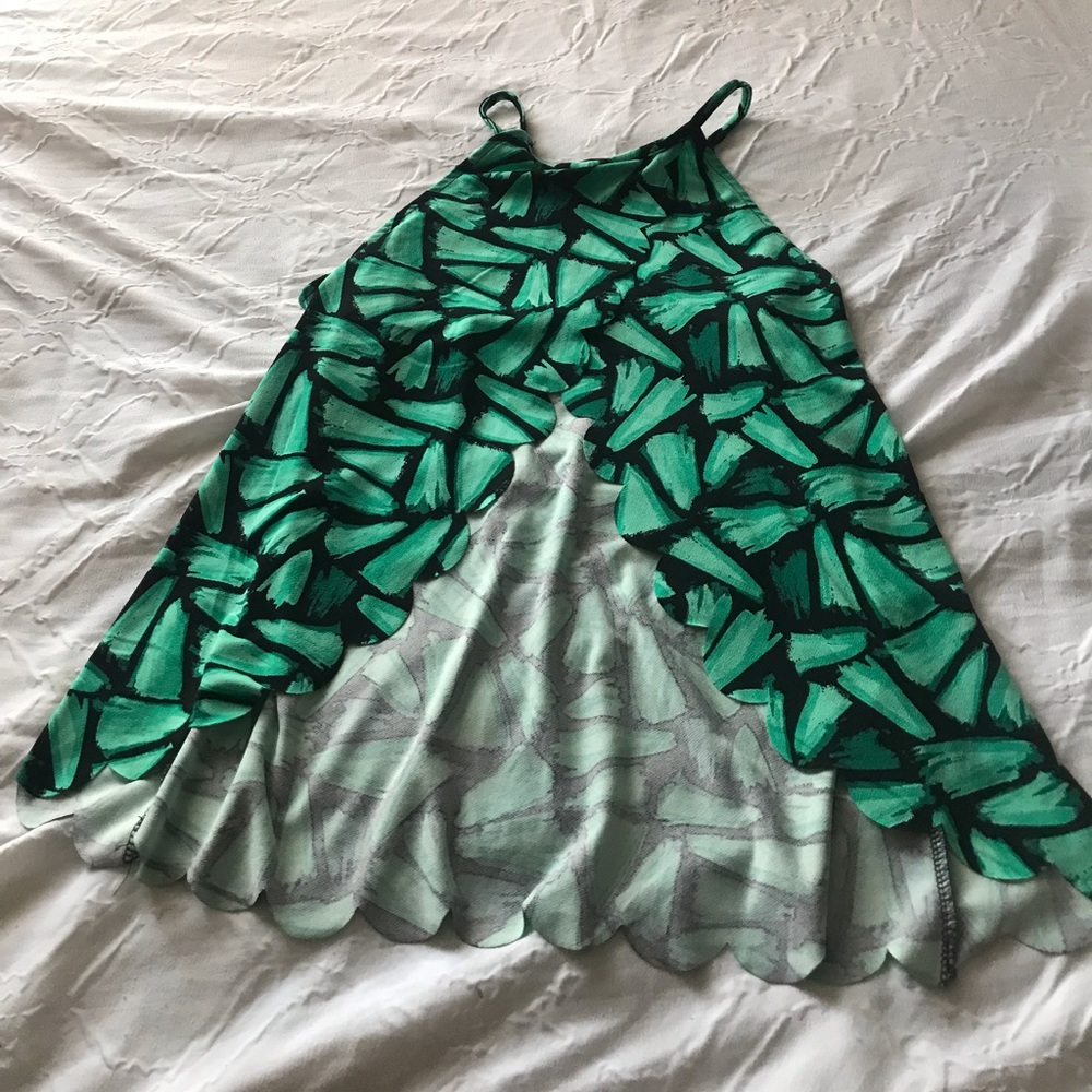 Tank - Picture 2 of 2